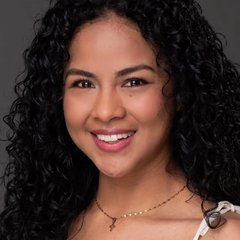 Foto de la Lic. Ana Maria Alvarez Hidalgo